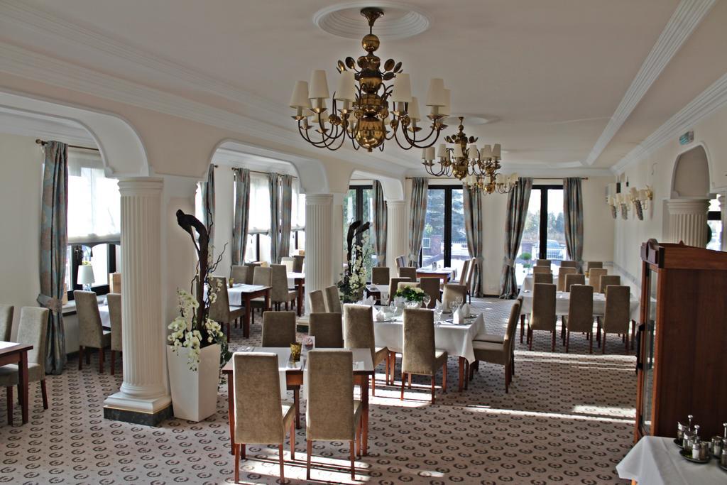Astoria Bed & Breakfast Swarzędz Dış mekan fotoğraf