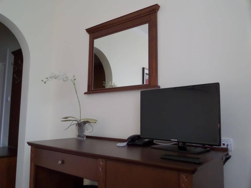Astoria Bed & Breakfast Swarzędz Dış mekan fotoğraf